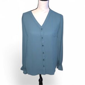 NWT Tahari Schooner Blue Long Sleeve Button Down Blouse Bell Sleeve